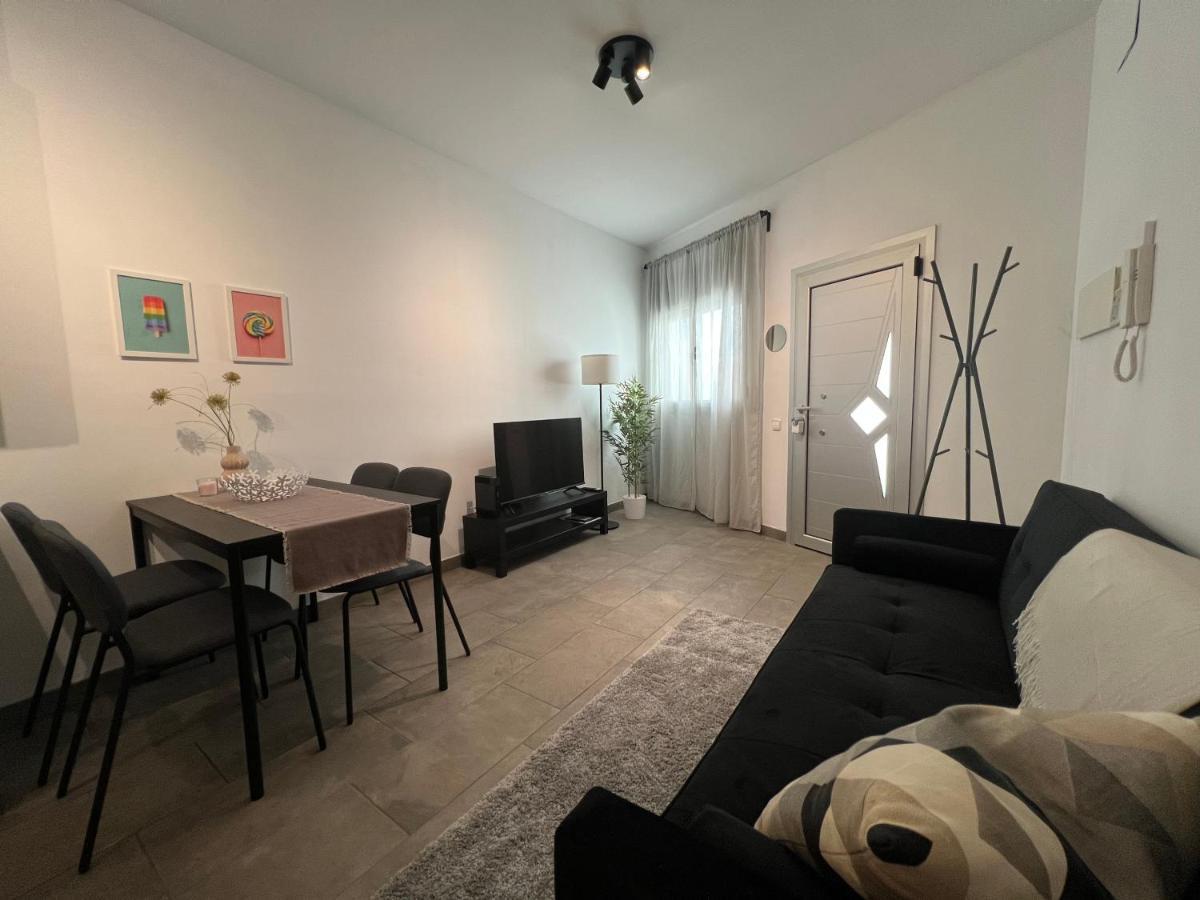 Cozy Apartment Well-Located In Terrassa, Barcelona Экстерьер фото